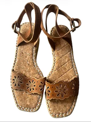 Crown Vintage Espadrille Sandals Fentisa Warmest Buff Cow Suede thumbnail 2