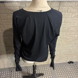 Fabletics Womens Black Ruched Sleeve Long Sleeve‎ Activewear Top Size Large thumbnail 3