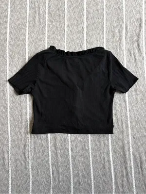 Cider Rose Ruffled Button Down Crop Top thumbnail 2