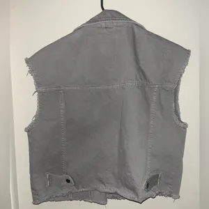 ZARA Light Gray Denim Vest with Button Front thumbnail 3
