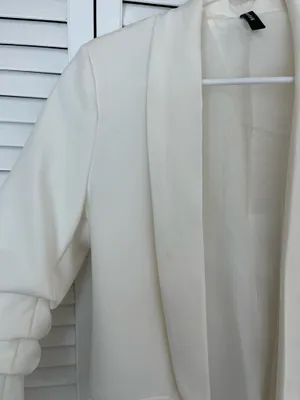 White Blazer thumbnail 2