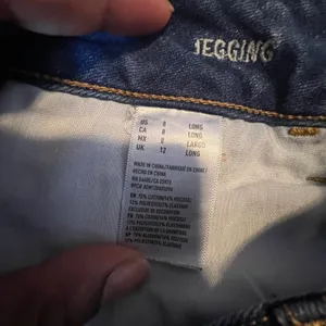 American‎ Eagle Super Stretch Jeggings Womens 8 Long Medium Wash Blue Slim Denim thumbnail 3