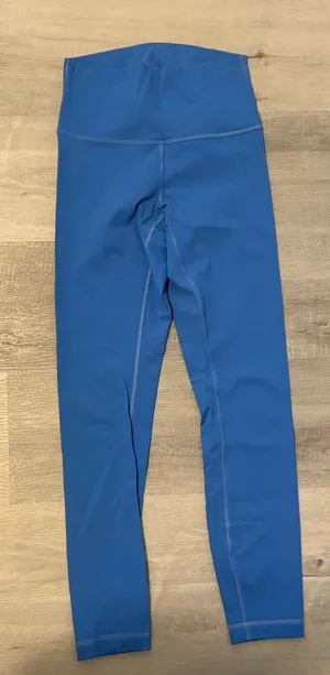 Lululemon Wunder Under Size 4 thumbnail 1