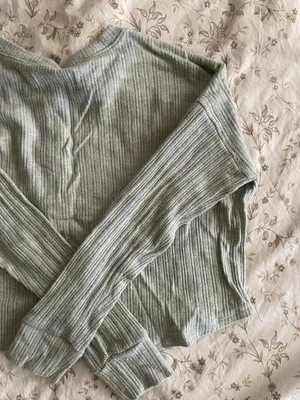 Hollister Light green sweater thumbnail 3