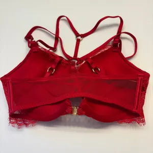 Victoria's Secret Bombshell Bra Womens‎ 32C Red Lace Strappy Front Close LNEW thumbnail 6