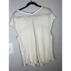 We The Free by Free People Linen Blend Raw Hem V-Neck Tee XS Off White Distresse thumbnail 5