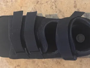 Right foot boot for sprained ankle. Never worn. New without tags. thumbnail 7