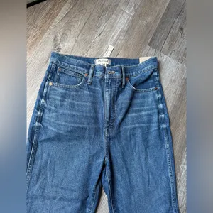 NWT Madewell High Rise Stove Pipe Denim Jeans Relaxed Fit Straight Blue Size 30 thumbnail 2