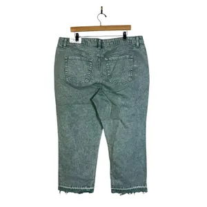 NWT M Jeans by Maurices 18W Straight Crop Jeans High Rise Distressed Acid Wash thumbnail 4
