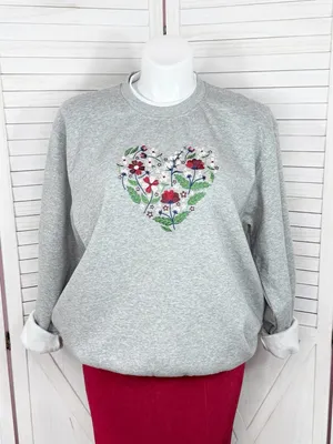 Vintage King Universal Cottagecore Floral‎ Heart Embroidered Sweatshirt Grey 2XL thumbnail 1