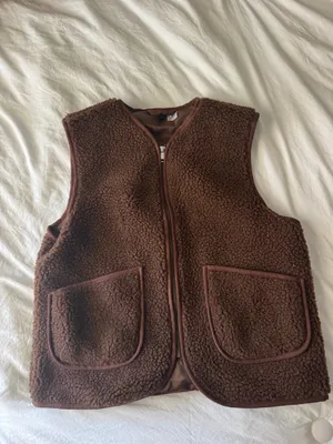 HM Divided Brown Teddy Fleece Vest thumbnail 3