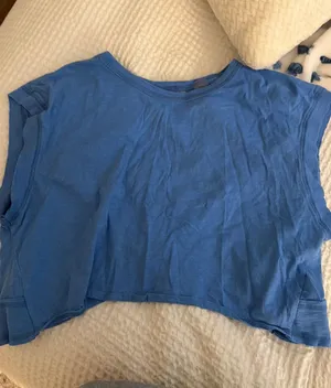 Top Blue thumbnail 1