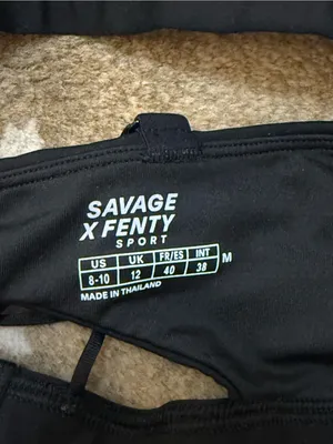 Savage X Fenty Sport black strappy sports bra women’s size medium thumbnail 6