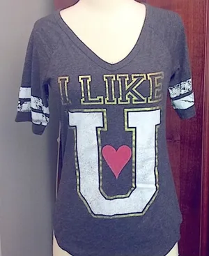 Stranded Vintage Distressed Graphic Dark Gray Jersey Top Size M thumbnail 1