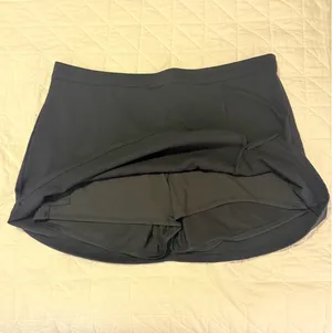 Hollister black skort thumbnail 3