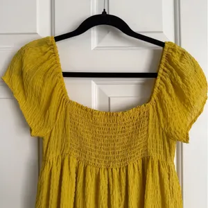 RTR Now Yellow Smocked Babydoll Mini Dress XS Puff Sleeve‎ Textured Cottagecore thumbnail 6