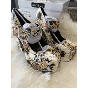 Bamboo Size 8‎ Tiger Baroque Print Platform Block Heel Mary Jane Women's Shoes thumbnail 2