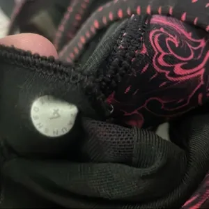 Lululemon sports bra size 4 thumbnail 7
