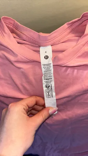 Lululemon Workout Top thumbnail 2