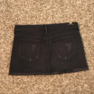 Citizens of Humanity distressed mini skirt thumbnail 15