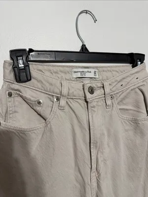 Abercrombie & Fitch Light Beige “The Loose” Baggy Jeans thumbnail 3