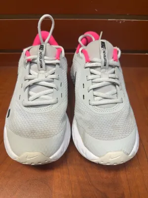 Nike Women's Light Gray and Hot Pink Running Sneakers thumbnail 4