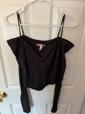 Urban Outfitters Off-The-Shoulder Black Long Sleeve Top thumbnail 2