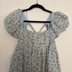 Bebop Floral Puff Sleeve Cross Back Coquette Whimsical Ditsy Floral Mini Dress M thumbnail 3