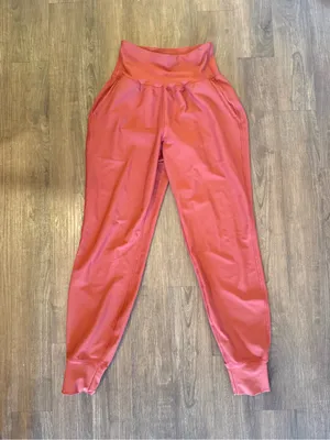 Old Navy Coral-Red Jogger Leggings Pants thumbnail 2