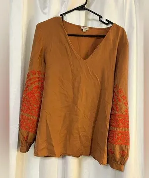 Cremieux Women’s Caramel Long Sleeve Boho Red Embroidered Pullover Shirt Size L thumbnail 1