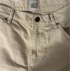 BDG Cream Colored Jeans  thumbnail 3
