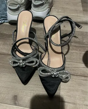 Heels Black Size 7.5 thumbnail 1