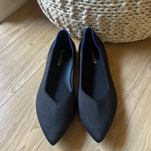 Rothys Pointed Flats thumbnail 5