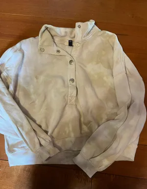 Universal Threads Tie dye sweatshirt thumbnail 1