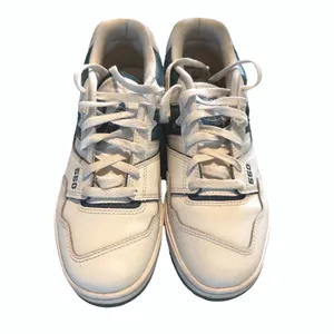 New Balance 550 Sneakers 9.5 White Green Retro Basketball BBW550BI Leather thumbnail 2
