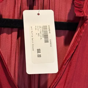 Evereve NWT Jett Ruffle Satin Blouse in Red - size Medium thumbnail 4
