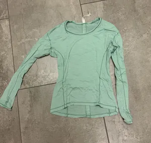 Lululemon Long Sleeve Top thumbnail 1