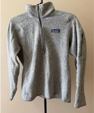 Gray Patagonia Quarter Zip Size Medium thumbnail 1