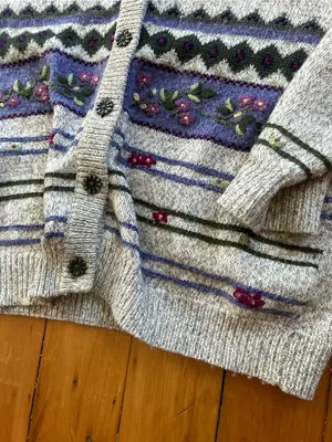 Vintage Northern Treasures Floral EMBROIDERED Sweater Hong Kong cotton wool M thumbnail 2
