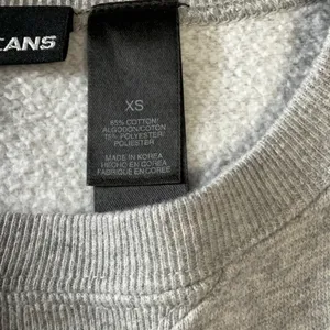 Dkny thumbnail 4