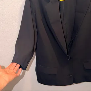 Express Women's Classic Black Suit Jacket thumbnail 5