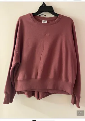 Reebok Women’s sweatshirt & shorts set Large thumbnail 1