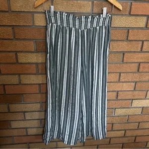 American Eagle Striped Wide Leg Flowy Pants Green & White Size Medium thumbnail 2