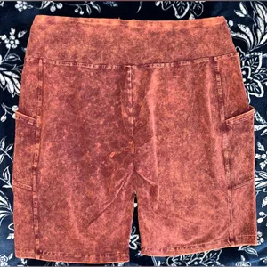 NEW! Zenana Plus Size Mineral Wash Biker Shorts w/ Pockets 3X Waist 18-21” thumbnail 4