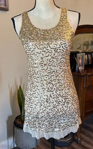 Y2k Sequin Top thumbnail 1