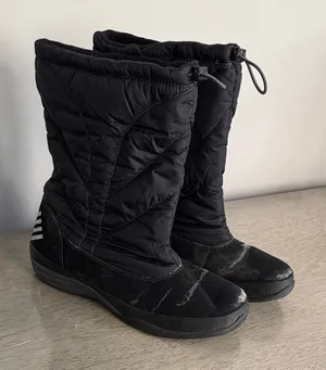 Lands' End Black Quilted Winter Boots Size 8.5B thumbnail 1