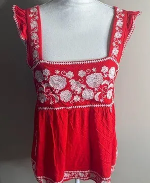 Savannah Jane red embroidered sleeveless top M thumbnail 1