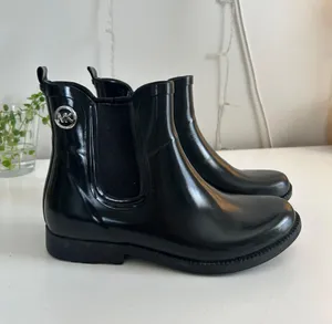 Michael Kors Booties thumbnail 1
