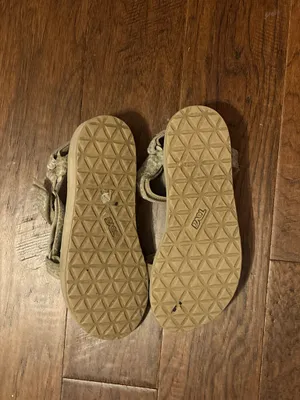 Teva Sandals thumbnail 3