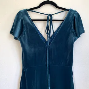 NWT After‎ Six Velvet Flutter Sleeve Dress in Dutch Blue thumbnail 5
